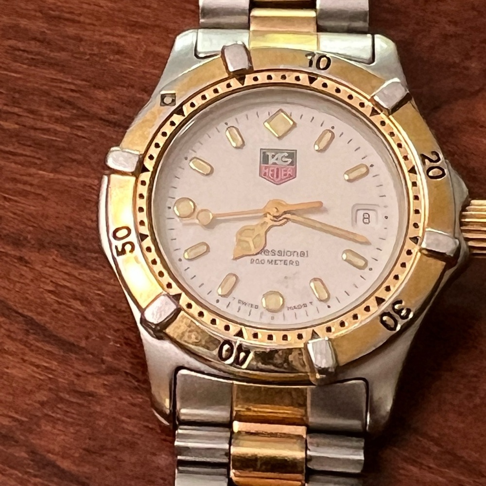Tag Heuer Women’s WE-1422-2 Watch